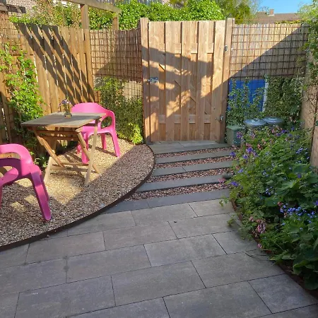 Zonnehoek Apartment *